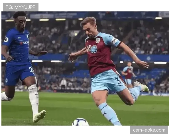 从两球落后到绝平，埃弗顿客场抢下关键保级一分