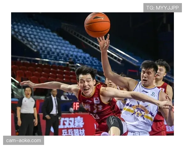 CBA季后赛首轮G1：浙江稠州金租主场力克北京控股，吴前关键三分定胜局